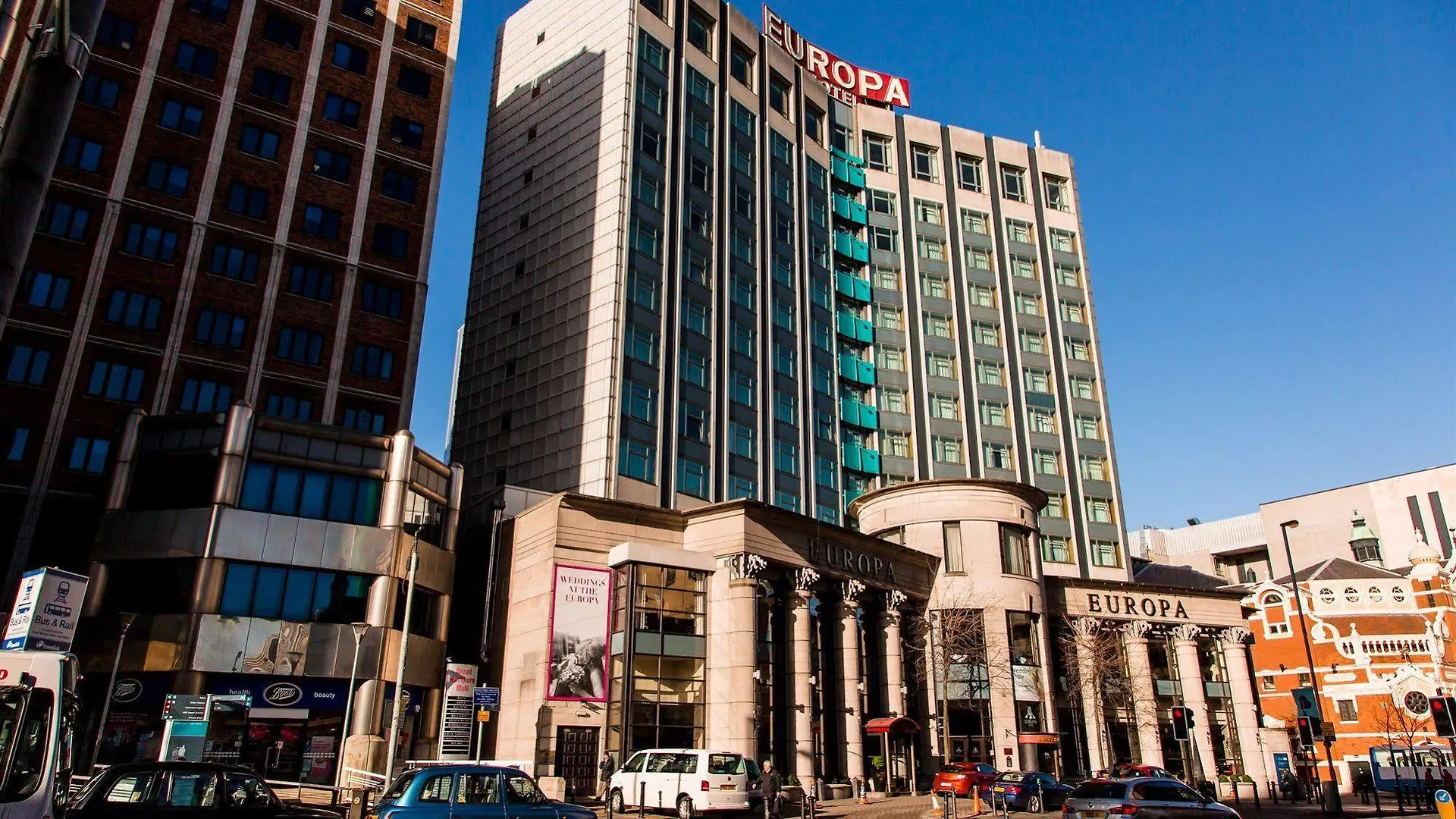 בלפסט Europa Hotel 4*,