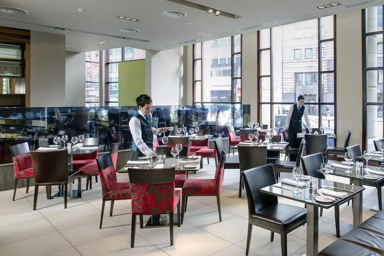 Europa Hotel Belfast 4*,